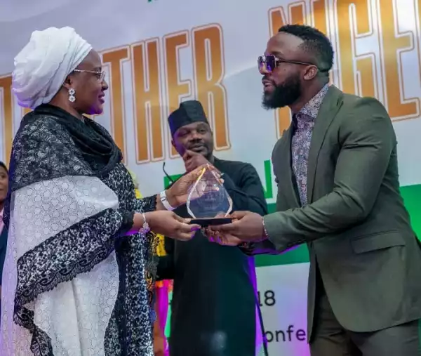 Aisha Buhari Gives Awards To Korede Bello, Iyanya, IK Ogbonna, Ken Erics, Peter Rufai